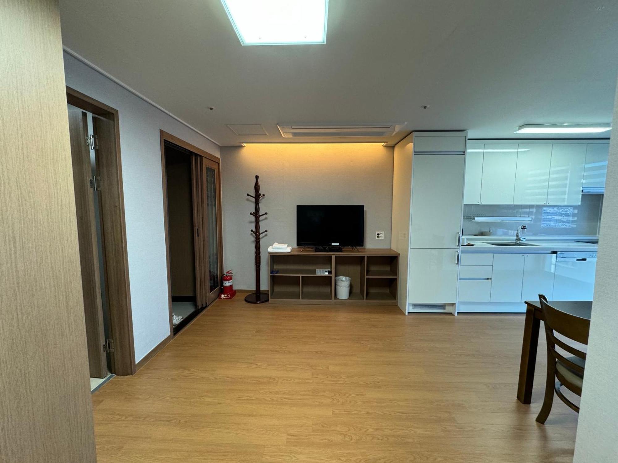 Residence Hotel K Okpo Кодже Екстер'єр фото